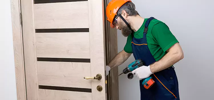 Replace Internal Door Handle with Lock Plum