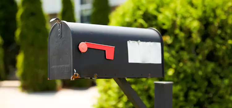 Secure Mailboxes for Packages Plum