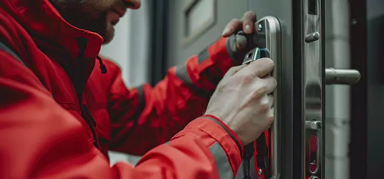 Mobile Car Key Service Plum